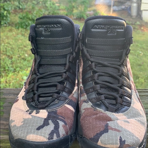 jordan 10 woodland camo on feet